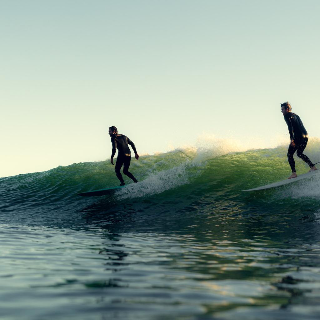 Wave surfing clinic