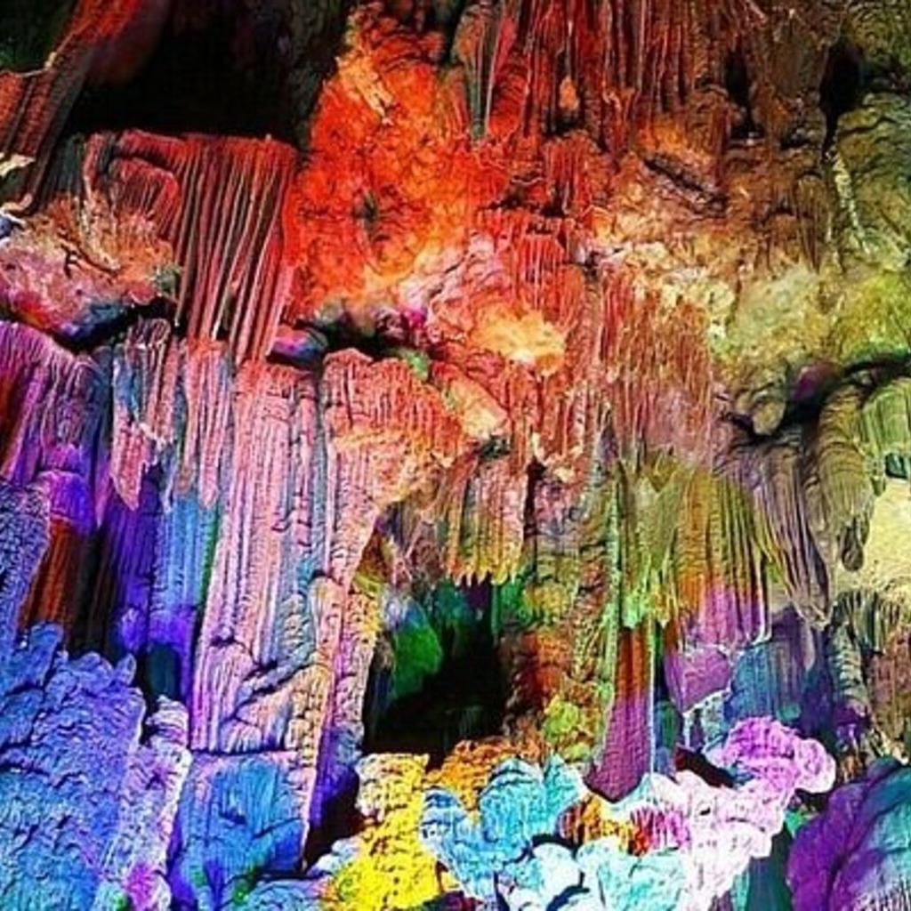 Coves del Canelobre